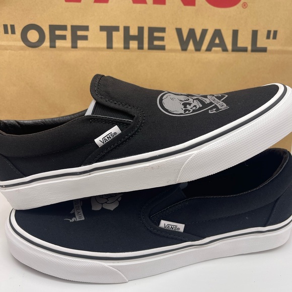 Vans Women's Classic Slip-On Love You To Death Black/ White Sneakers
VN0A5JMH6BT - Picture 16 of 16